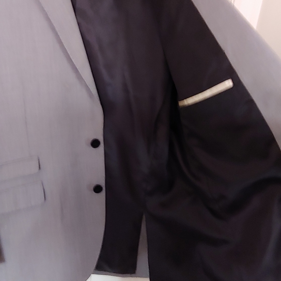 Grey suit jacket - Picture 4 of 5
